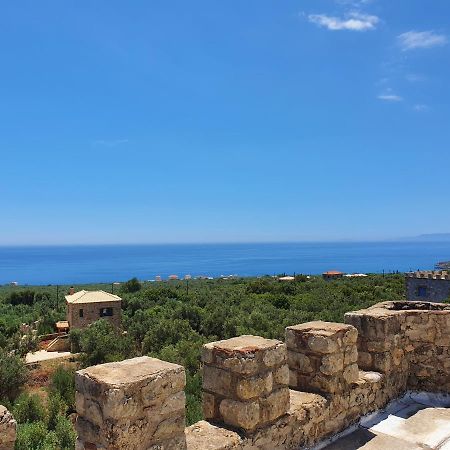 Stoupa Mani Tower Apartment Екстериор снимка