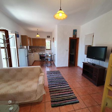 Stoupa Mani Tower Apartment Екстериор снимка